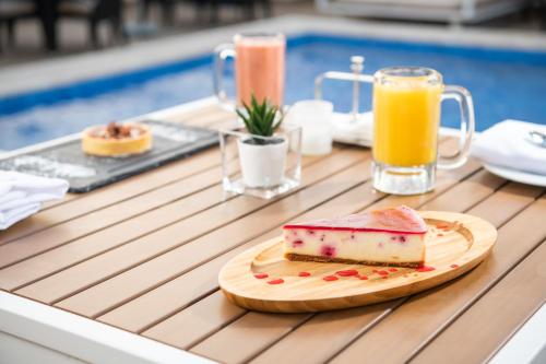 qamar hotel jeddah
