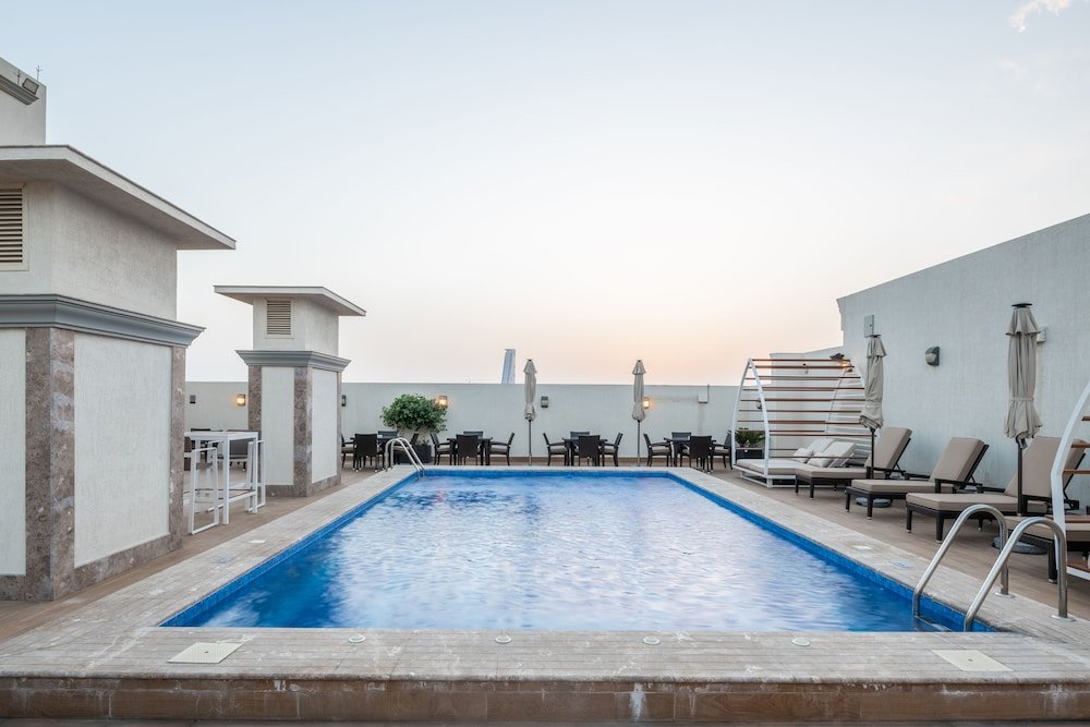 qamar hotel jeddah