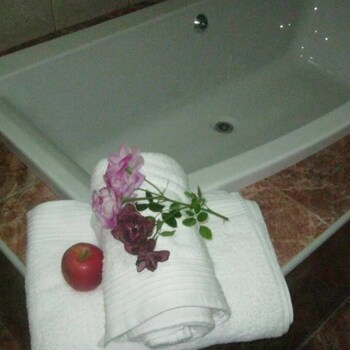 fallsview apartments