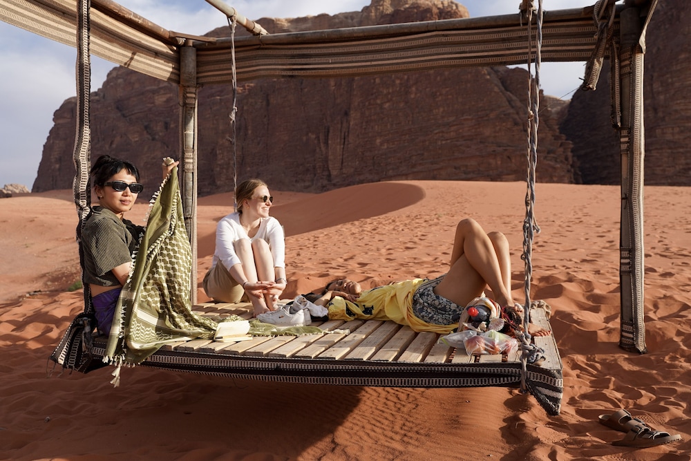 bedouin sunrise camp