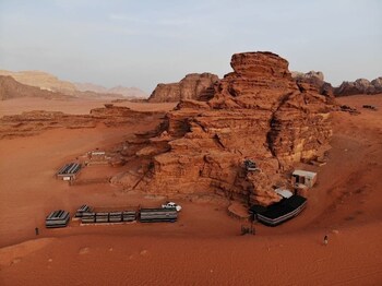 bedouin sunrise camp