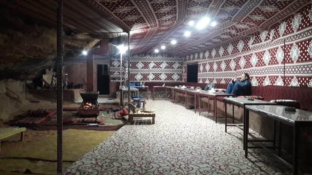 bedouin sunrise camp