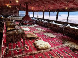 Desert Bird Camp,,2.5 star