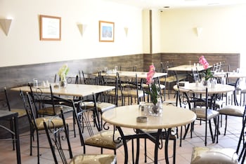 rakeen hotel