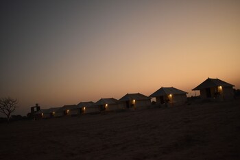 Barna Desert Camp,Khuri,2 star