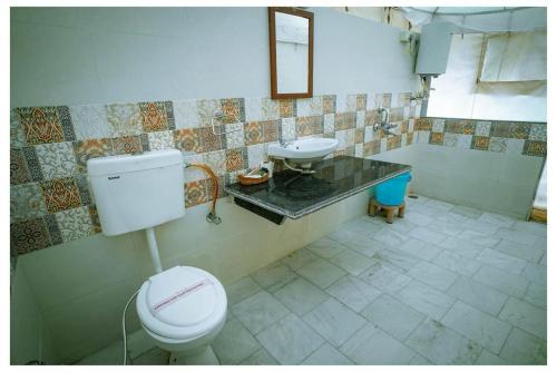 Barna Desert Camp,Khuri,2 star