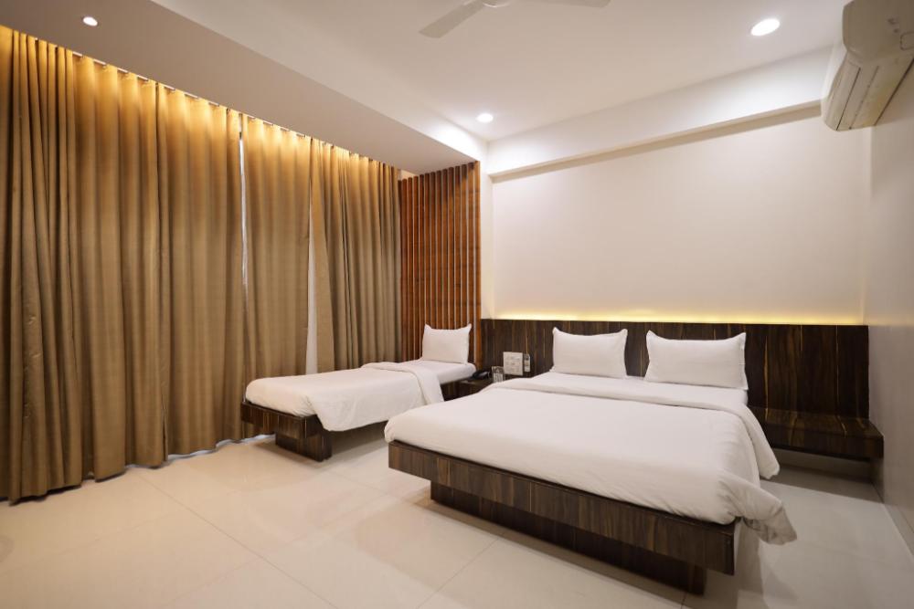 hotel president banquet and lawns