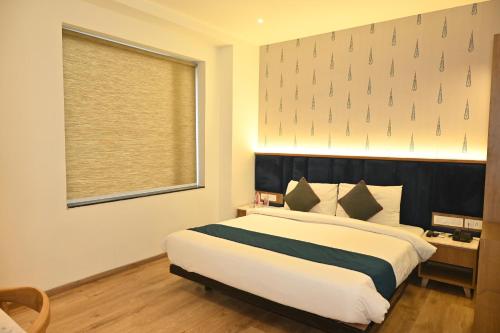 Hotel Mystic Falls,,3 star