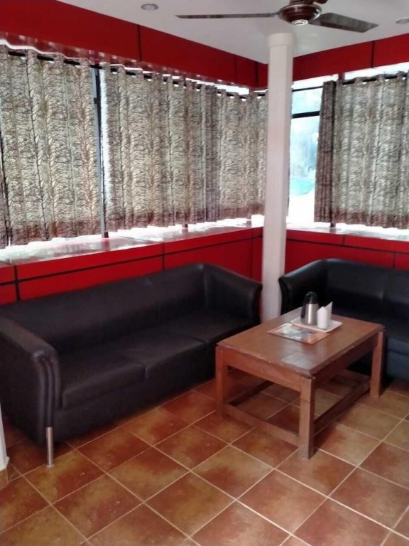 Ayuskama Cottage,Kangra>>Dharamshala,2 star