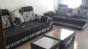glads apartment