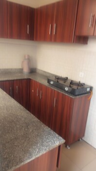 glads apartment