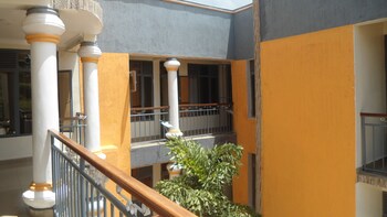 glads apartment
