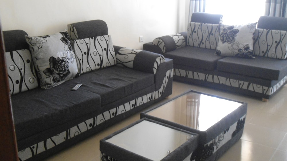 glads apartment