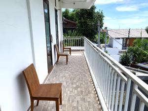 ozora tiying tutul hostel canggu adults only