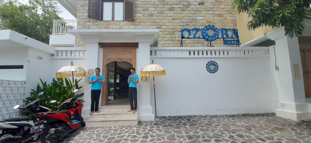 ozora tiying tutul hostel canggu adults only