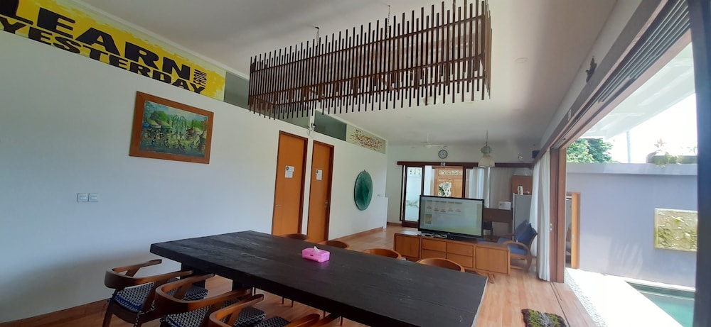 ozora tiying tutul hostel canggu adults only