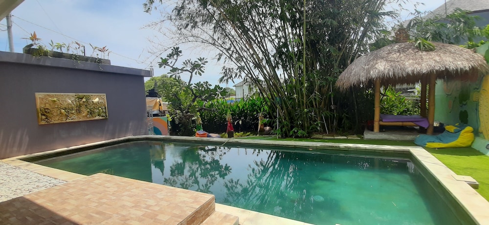 ozora tiying tutul hostel canggu adults only