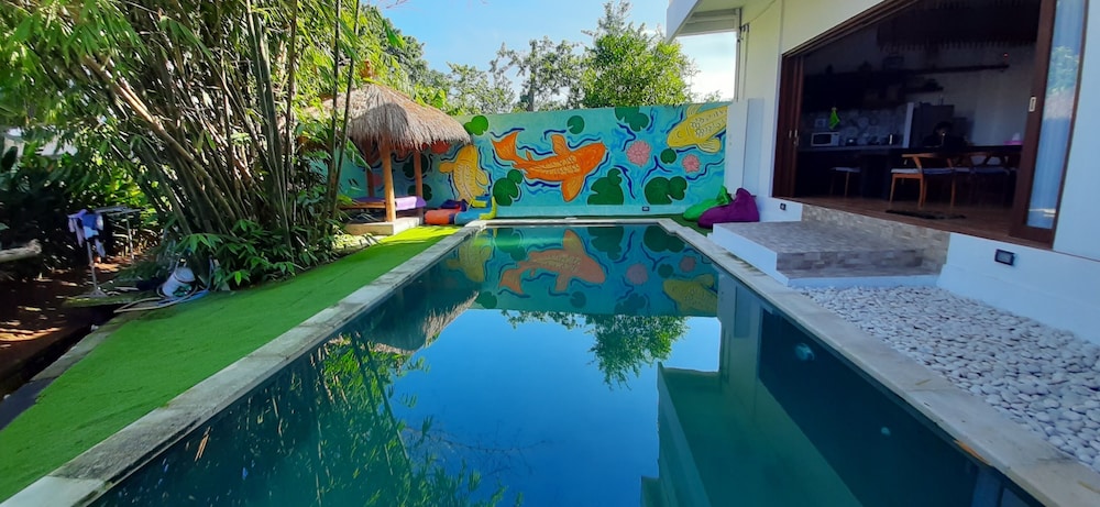 ozora tiying tutul hostel canggu adults only
