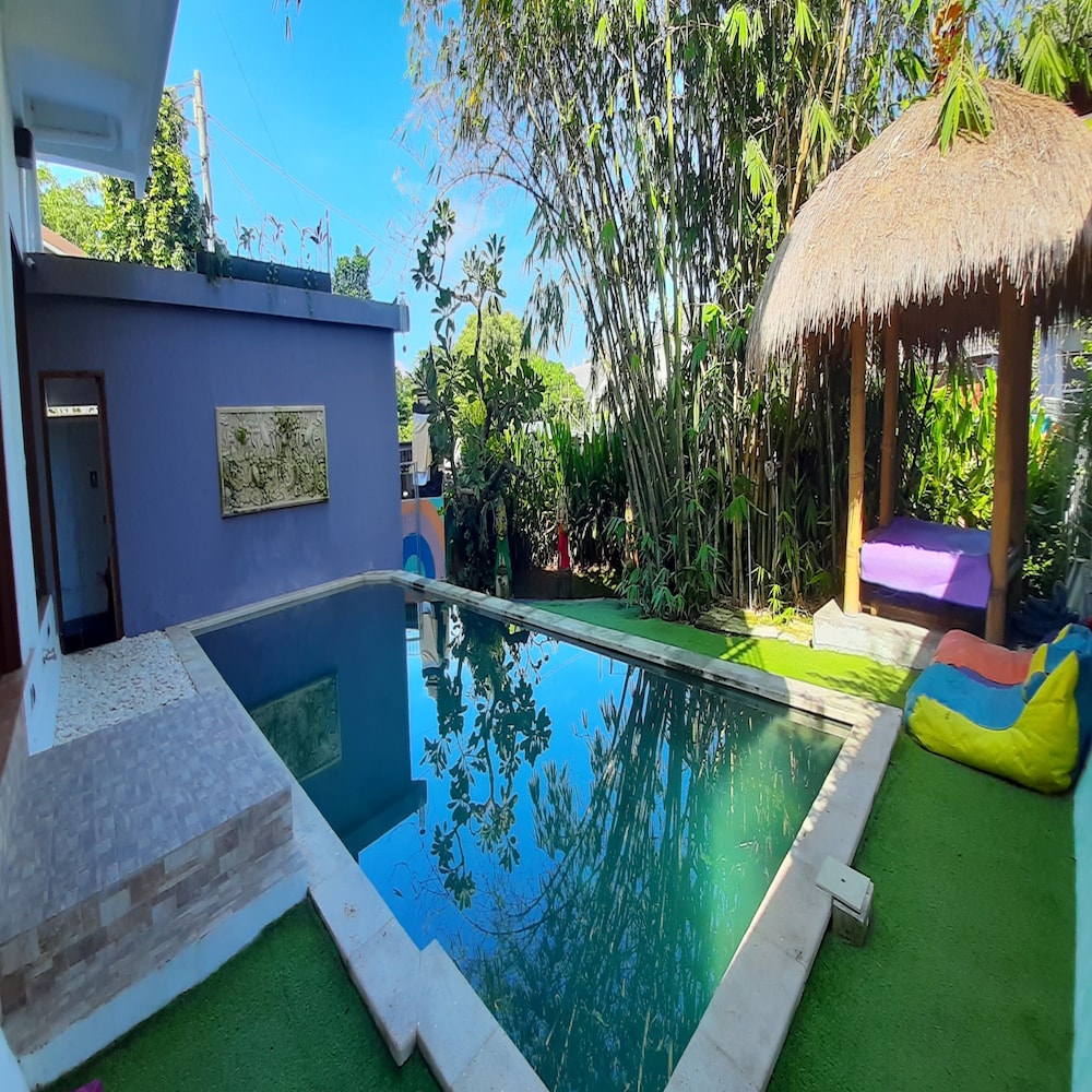 ozora tiying tutul hostel canggu adults only