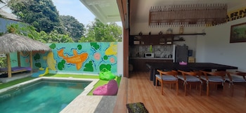 ozora tiying tutul hostel canggu adults only