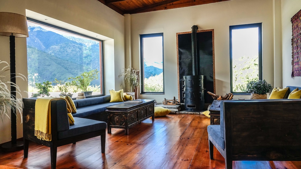 the postcard hotels and resorts