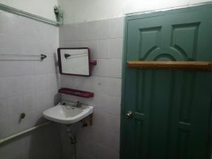 diamond star guest house