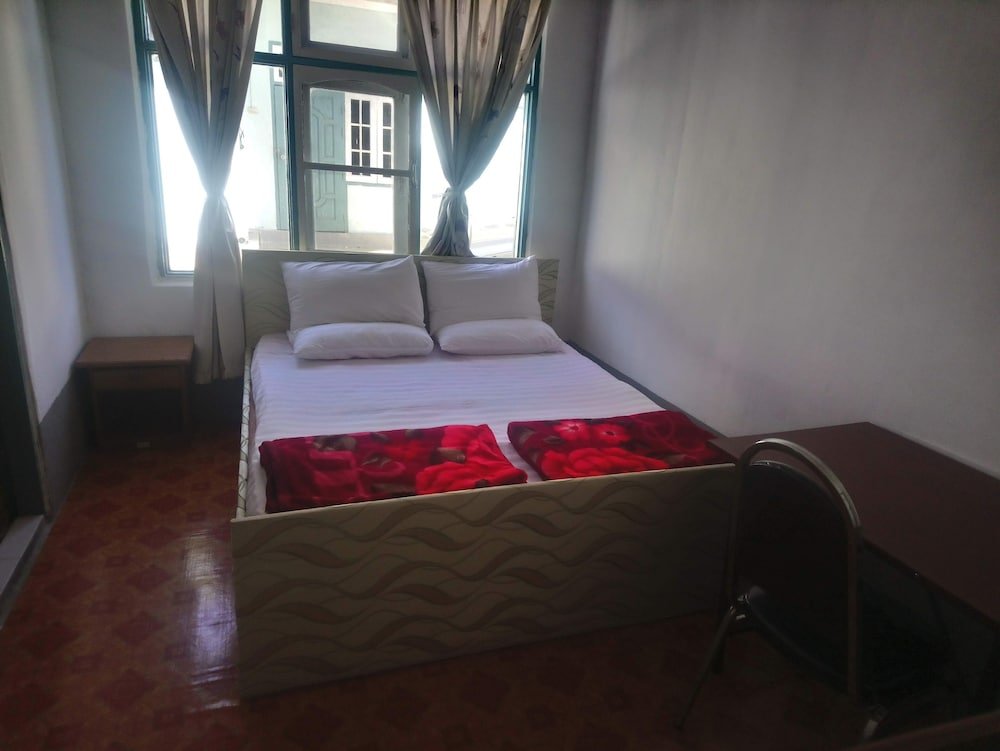 diamond star guest house