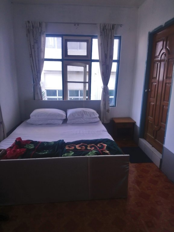 diamond star guest house