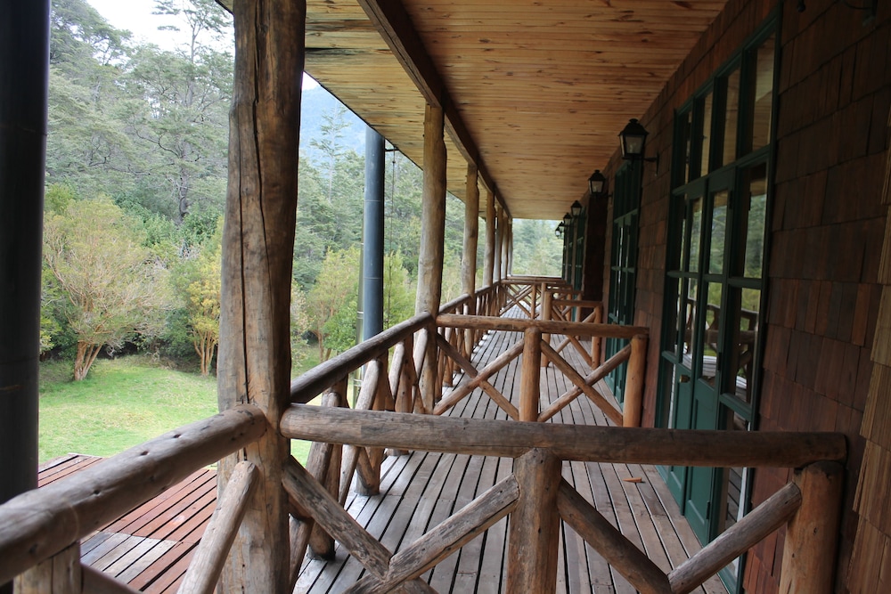 mitico puelo lodge
