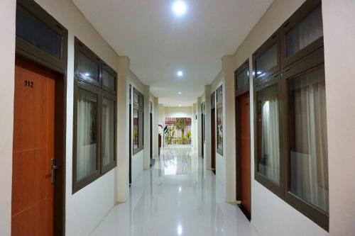 lombok mayura hotel