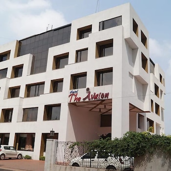 The Avalon,Station Road, Malviya Nagar, Durg Bhilai - 491001,3 star
