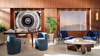 thompson hollywood by hyatt