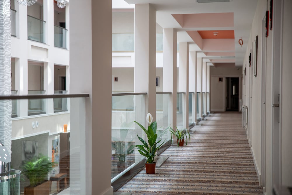 arion hotel baku