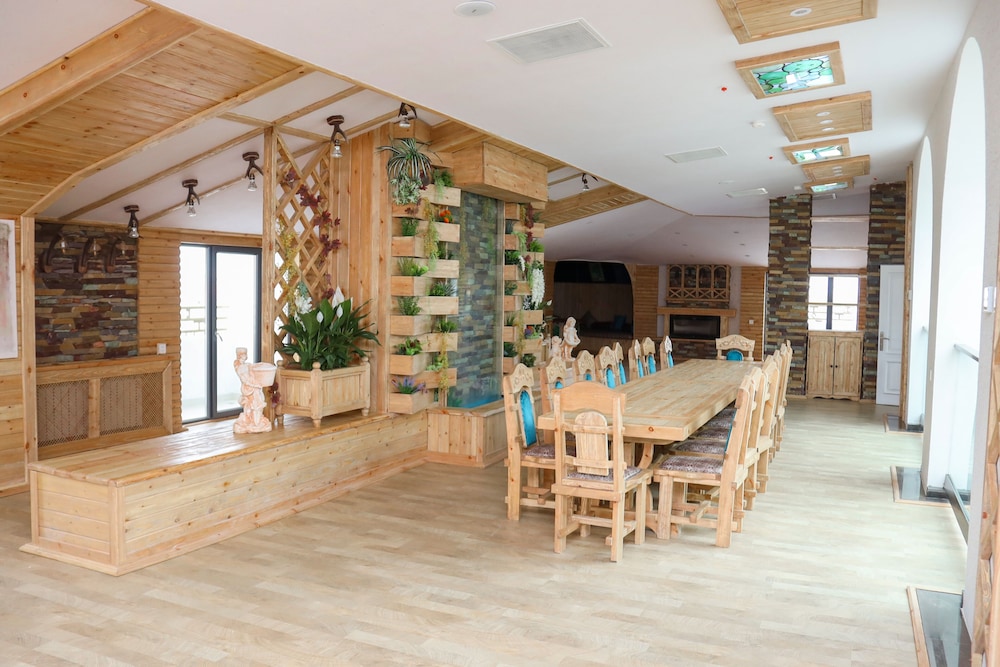 arion hotel baku