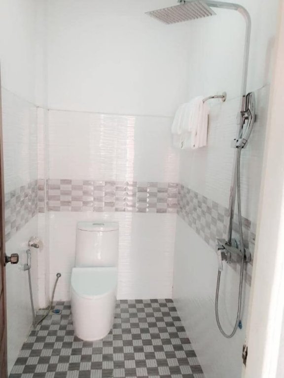 sunrise square motel