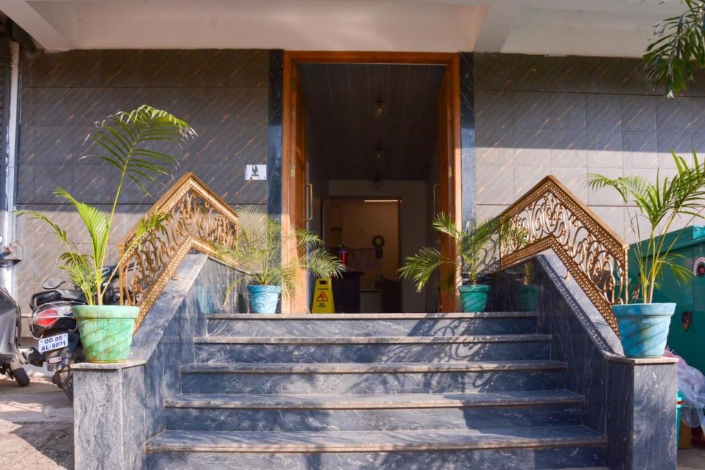 Super Collection O Sayhallo Kanchan,Saheed Nagar,3 star