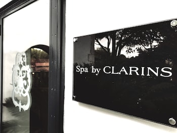 le clos saint martin hotel and spa