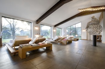 le clos saint martin hotel and spa