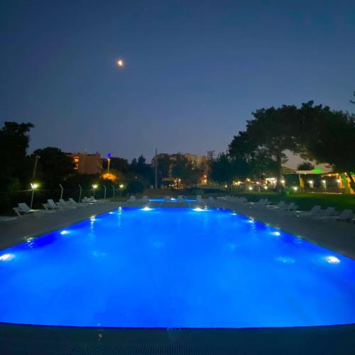 dream town hotel and restaurant