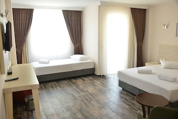 dream town hotel and restaurant