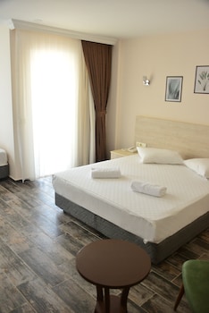 dream town hotel and restaurant