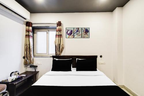 Super Townhouse Alwal Road,Hyderabad|Ranga Reddy,3 star