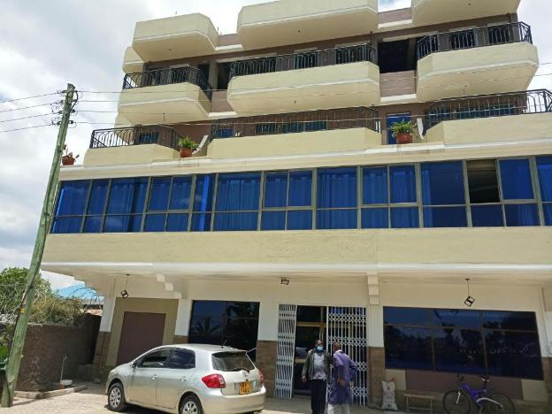 hotel taji