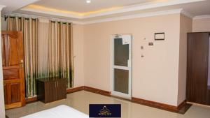 hotel taji