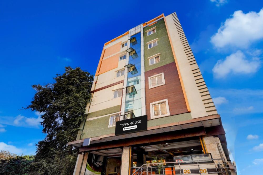 super townhouse whitefield bangalore