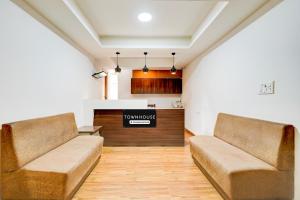 super townhouse whitefield bangalore