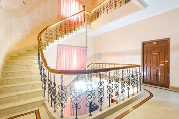 raka inn by oyo rooms