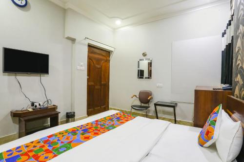 raka inn by oyo rooms