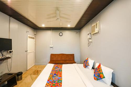 raka inn by oyo rooms