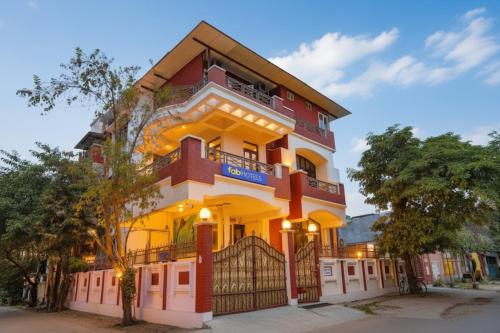 raka inn by oyo rooms